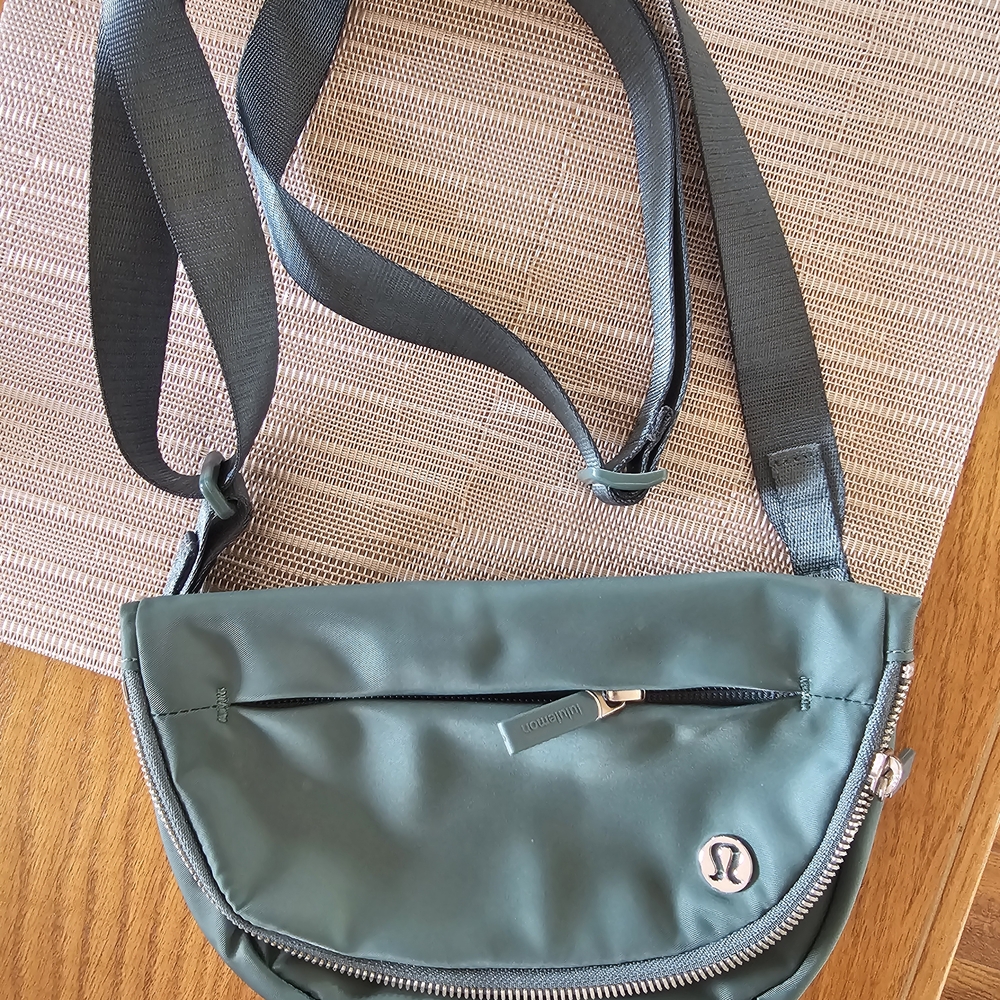 Lululemon Festival Bag